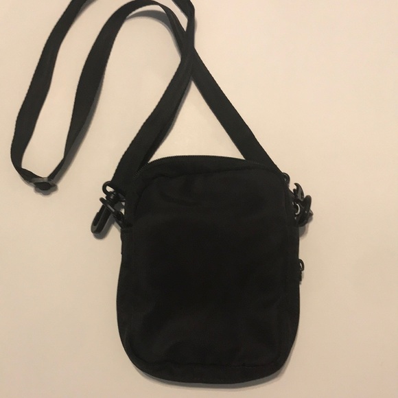 Champion shoulder bag - Picture 2 of 2